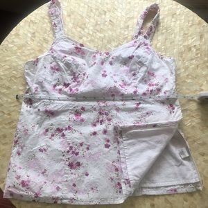 Gifted w/purchase❤️Cottage Core floral eyelet embroidered tank❤️